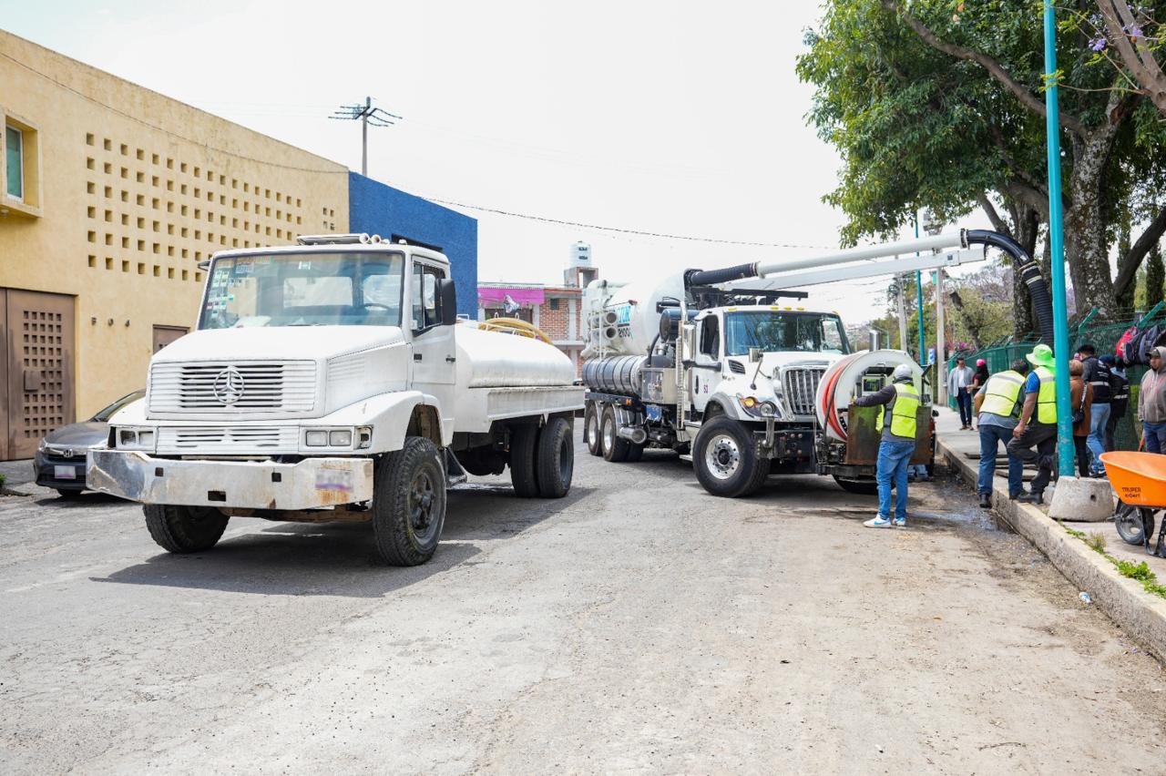 Gobierno de Alfonso Sánchez García mejora el funcionamiento del sistema de drenaje en colonia Adolfo López Mateos